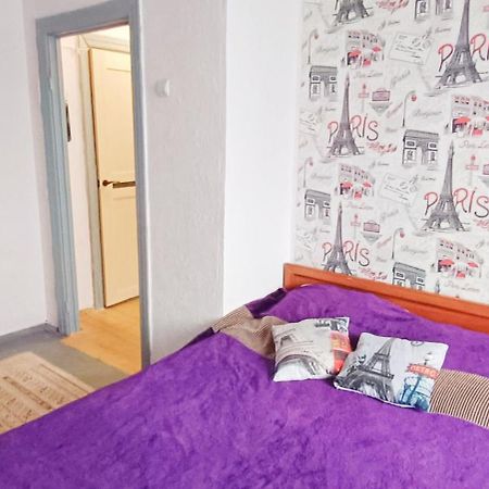 Apartment On Vadim Hetman Street 38 - Industrial Bridge Kiew Exterior foto